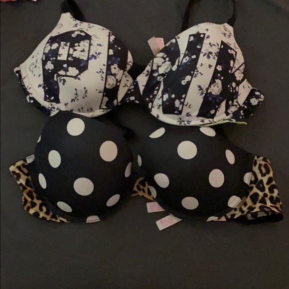 PINK Victoria's Secret Other - Victoria secret bras